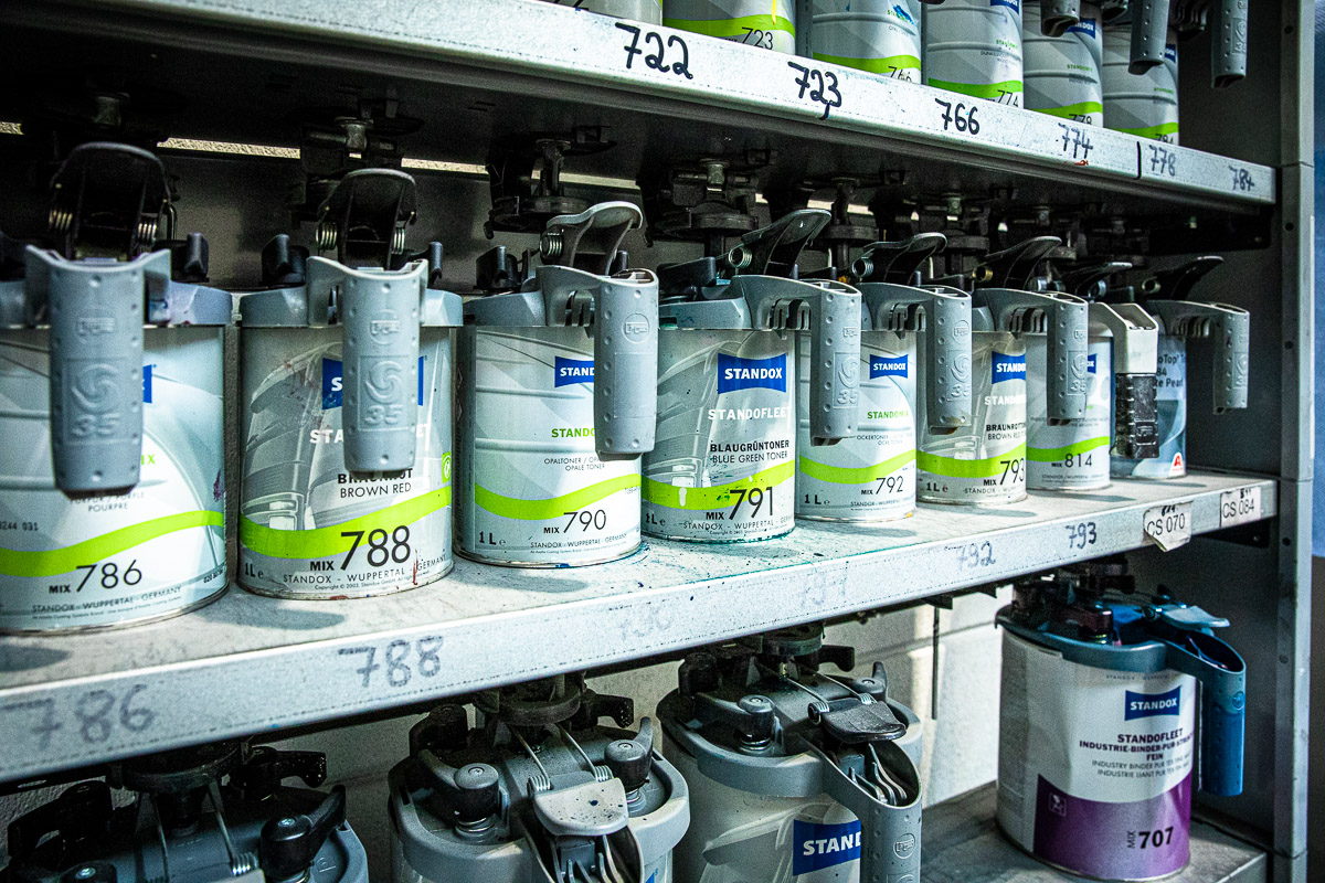 Hydraulikaggregatebau: Farben in der Lackieranlage